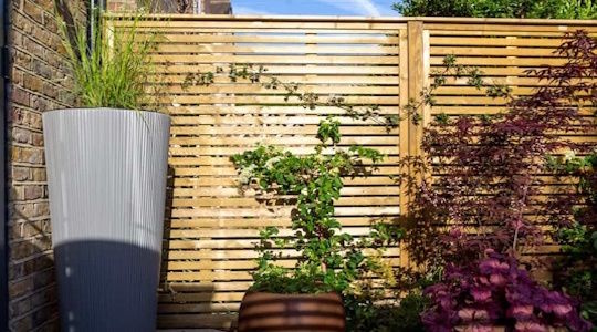 backgarden_venetian_fencing_panels